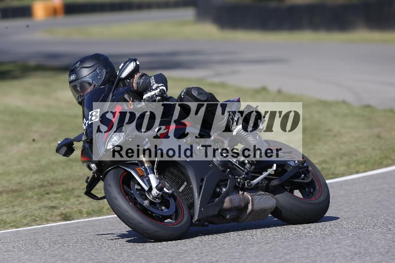 Archiv-2025/49 26.08.2025 Cornu Master School ADR/blau-bleu/68